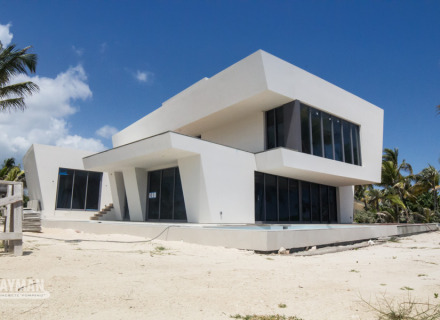 Cayman Concrete Pumping, Modern Home Shell Concrete Pumping